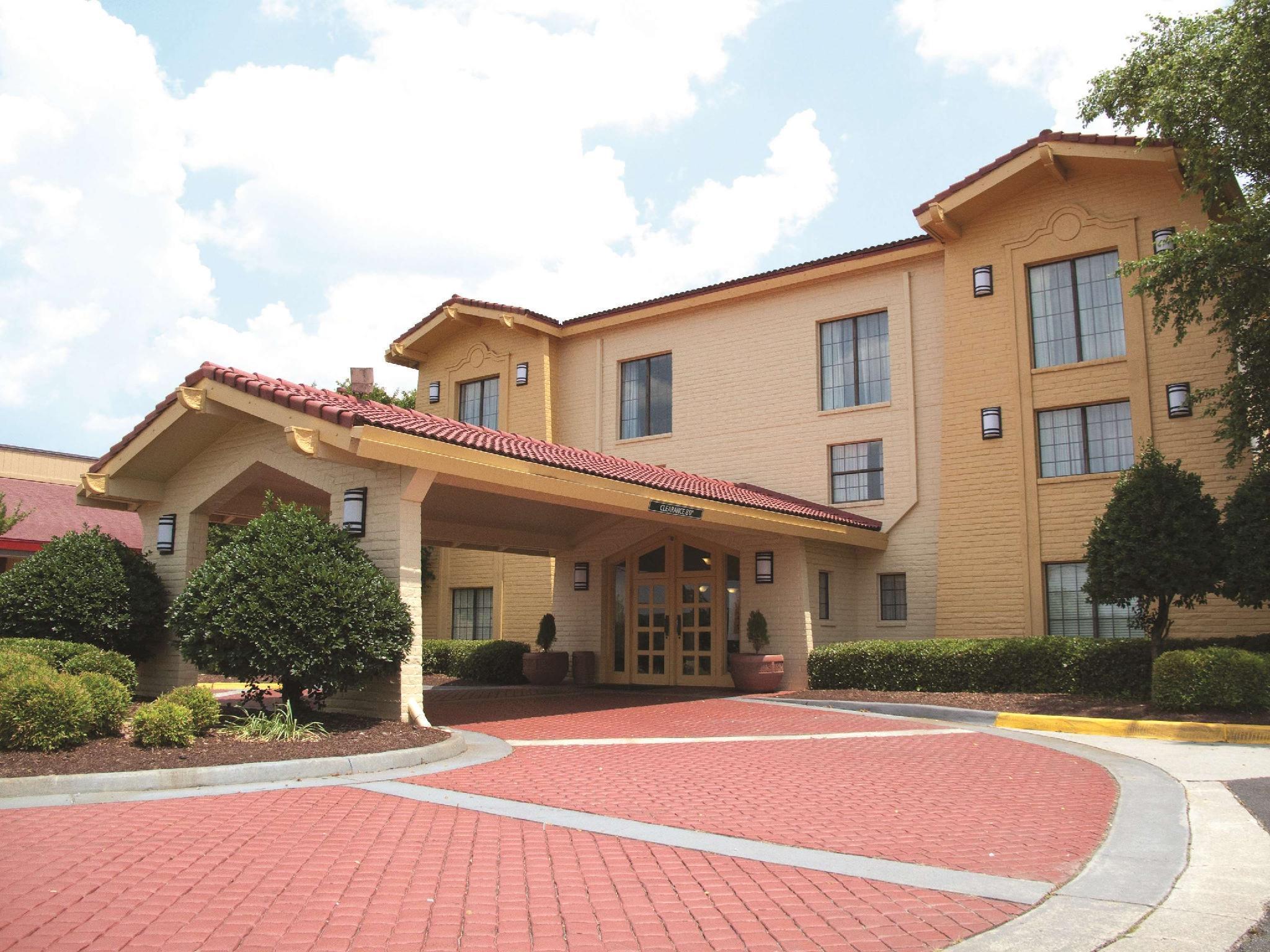 La Quinta Inn By Wyndham Norfolk Virginia Beach Exterior foto